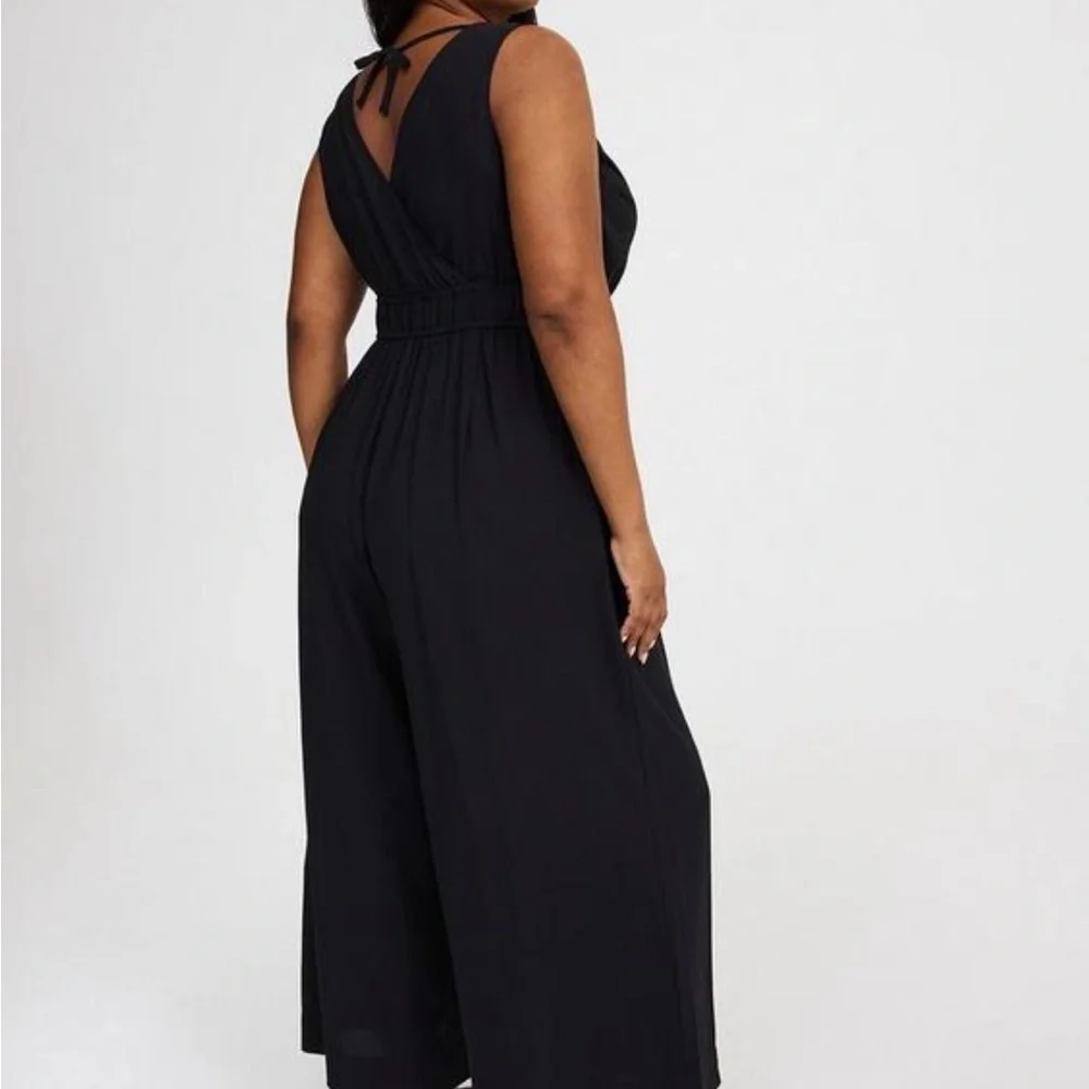 Torrid Black V-Neck Jumpsuit with Wide-Leg Palazzo Pants - Picture 3 of 6